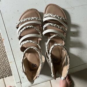 Girls dress sandals